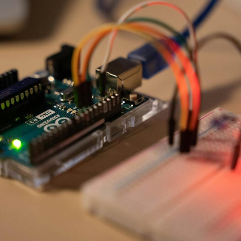 Electronics for Innovators: Arduino & IoT Basics
